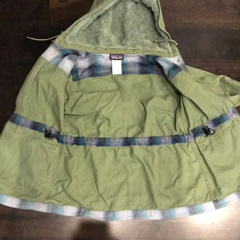 Patagonia Jacket - Picture 9 of 14